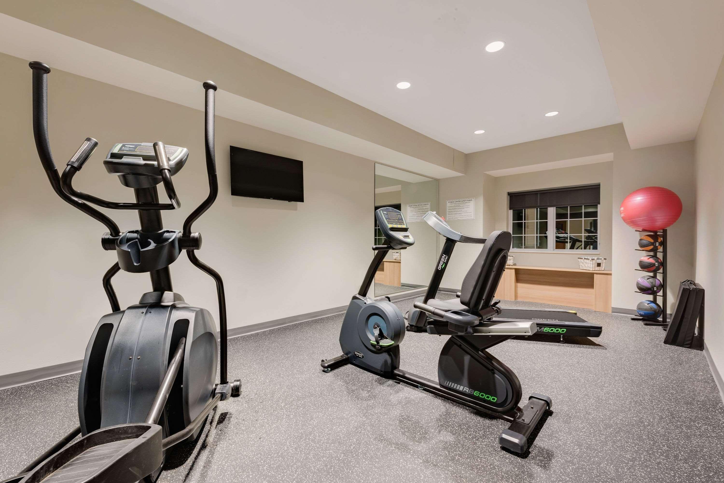Microtel Inn & Suites By Wyndham Clarion Esterno foto