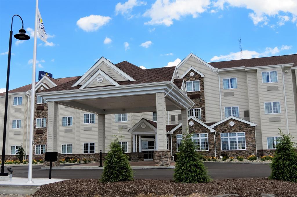 Microtel Inn & Suites By Wyndham Clarion Esterno foto