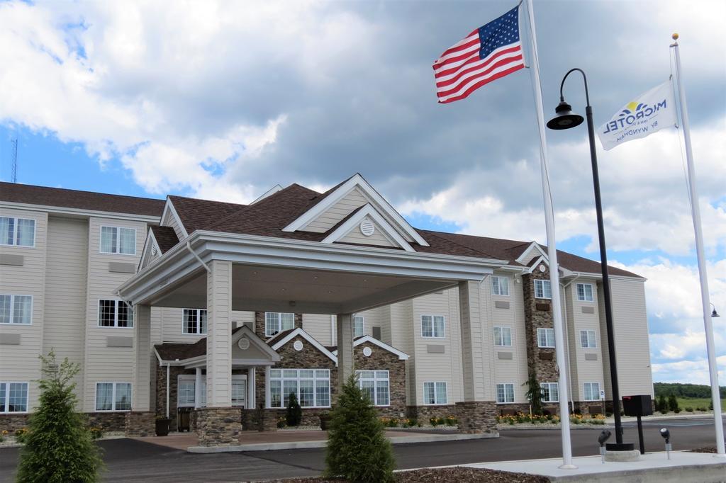 Microtel Inn & Suites By Wyndham Clarion Esterno foto
